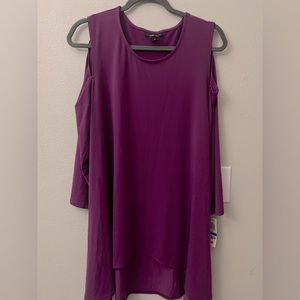 ALFANI Cold Shoulder Top in Iris Glow